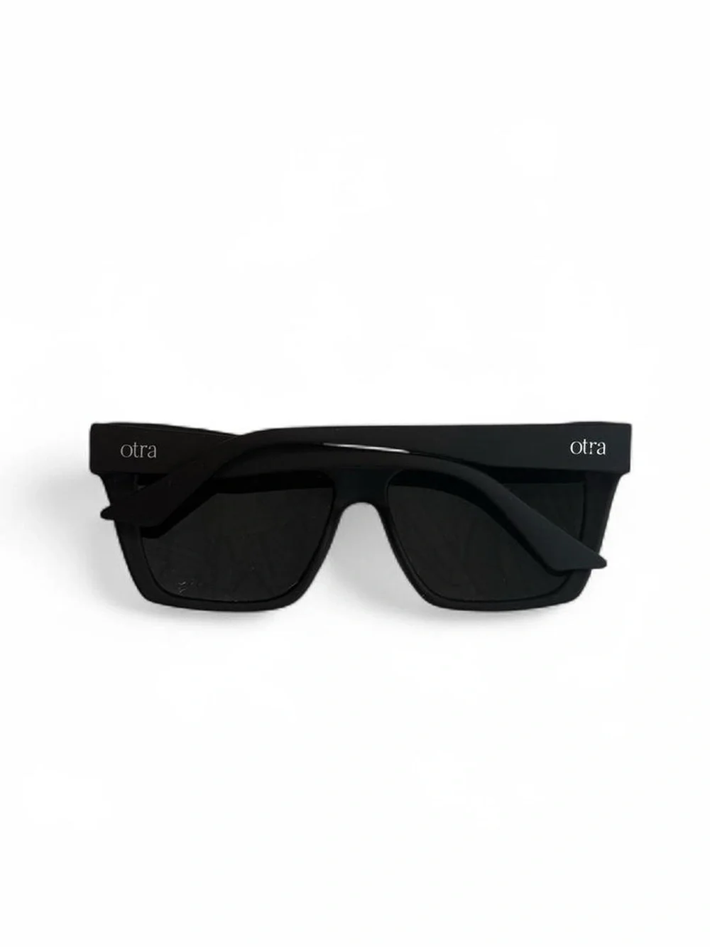 Otra black sunglasses
